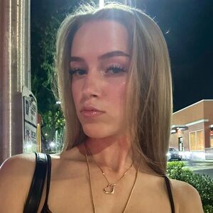 Meet your Posher, Briana